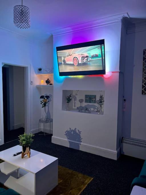 Home In Levenshulme, Manchester Extérieur photo